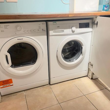 Great Value London Apartment With Garden In Tufnell Park Near Emirates Stadium And 10 Mins To Kings Cross Bagian luar foto